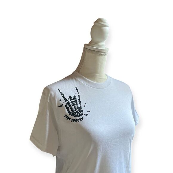 Ghost Halloween T-shirt Spooky Season Graphic Tee Short Sleeve White NEW Unisex - Picture 2 of 8